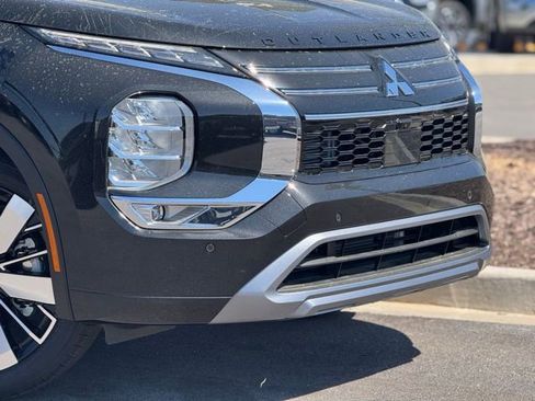 New 2026 Mitsubishi Outlander SEL FWD image 3