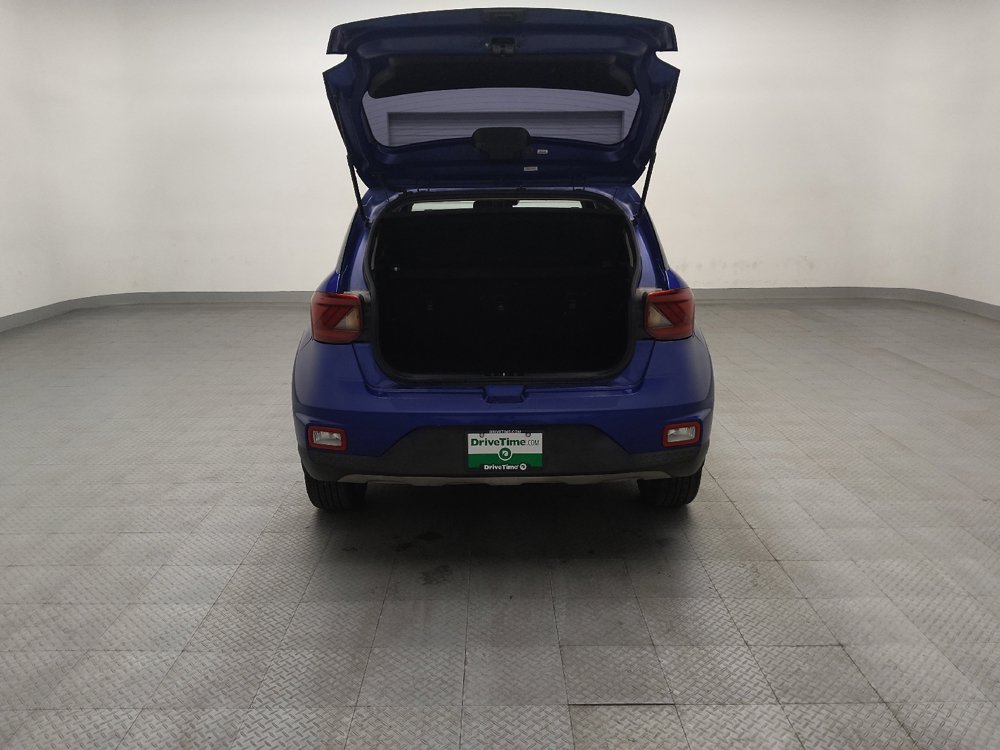 Used 2022 Hyundai Venue Limited FWD image 29