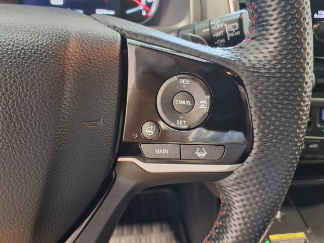 Certified 2025 Honda Passport Black Edition image 9