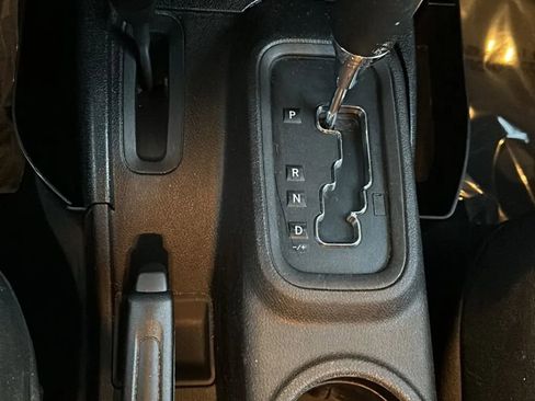 Used 2015 Jeep Wrangler Sport w/ Quick Order Package 24S image 27