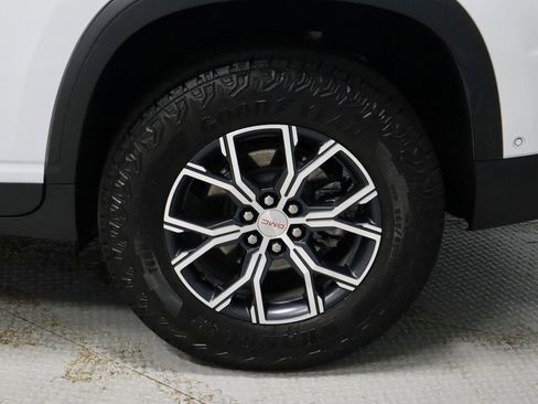 Used 2024 GMC Acadia AT4 w/ Super Cruise Package AWD/4WD image 19