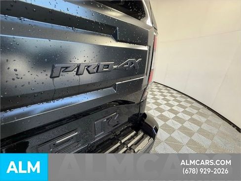 Used 2025 Nissan Frontier PRO-4X w/ Pro Convenience Package image 43