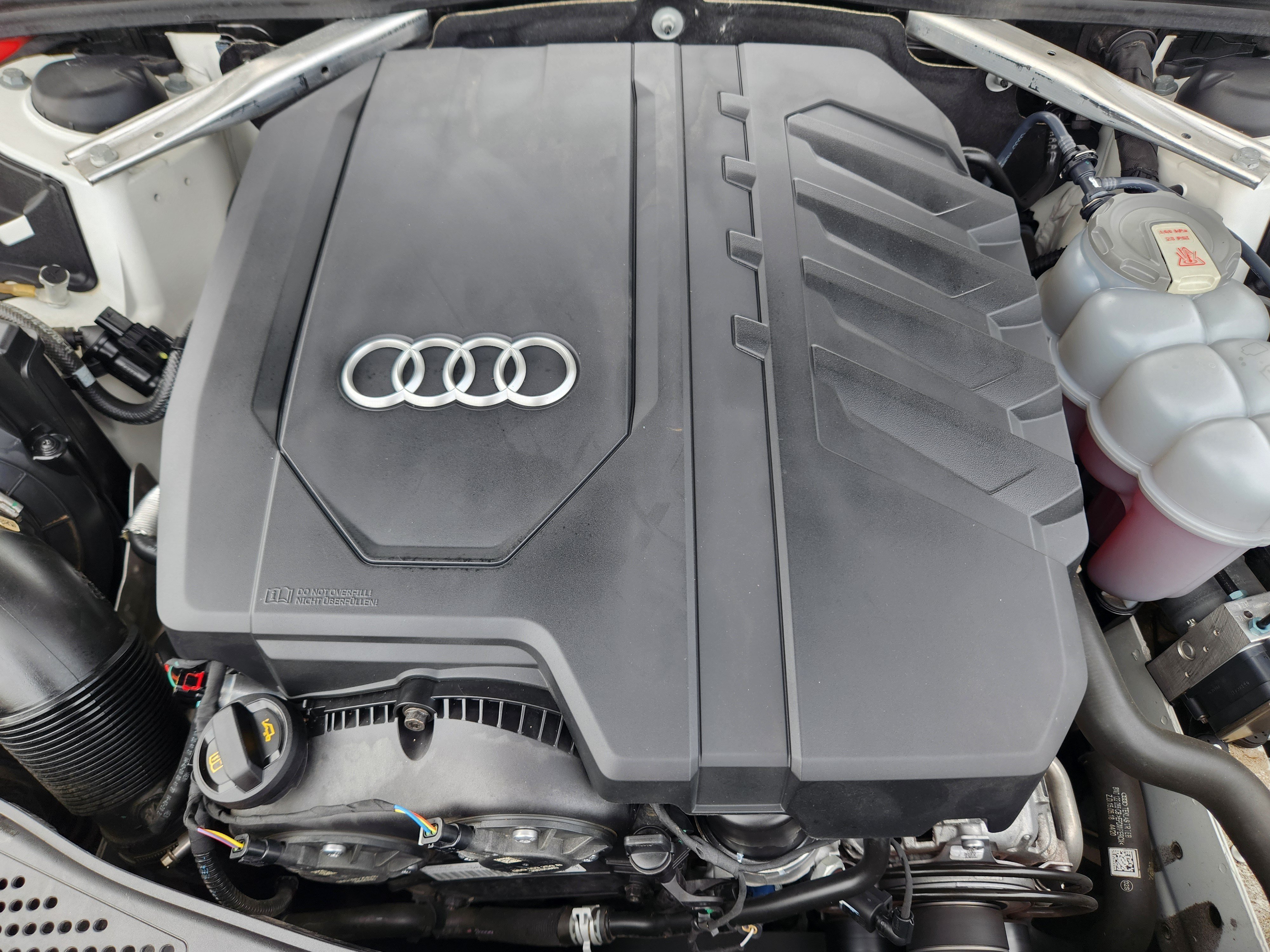 Used 2021 Audi A4 2.0T Premium w/ Convenience Package AWD/4WD image 21