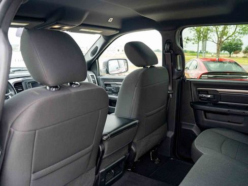 Used 2024 RAM 1500 Warlock AWD/4WD image 22
