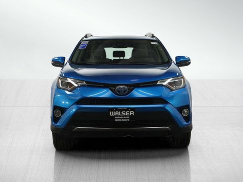 Used 2017 Toyota RAV4 Limited image 8