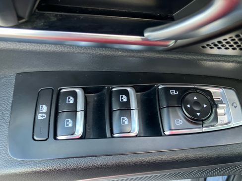 Used 2023 Kia Telluride EX image 12