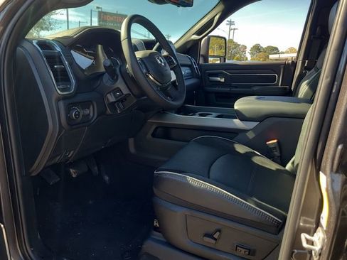 New 2026 RAM 2500 Laramie w/ Night Edition AWD/4WD image 6