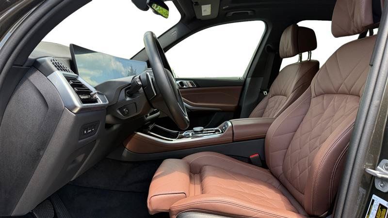 Used 2026 BMW X5 xDrive50e AWD/4WD image 10