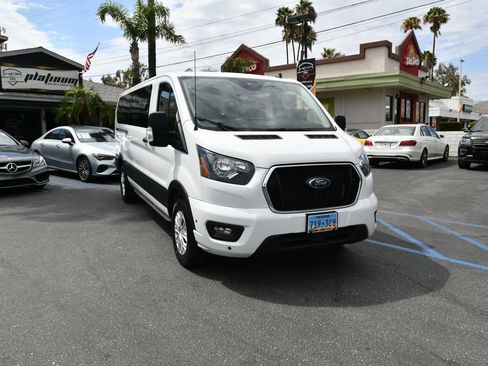 Used 2025 Ford Transit 350 XLT RWD image 1