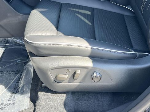 New 2026 Buick Enclave Avenir w/ Super Cruise Package FWD image 24