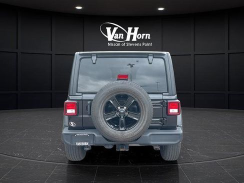 Used 2023 Jeep Wrangler Unlimited Sport AWD/4WD image 6