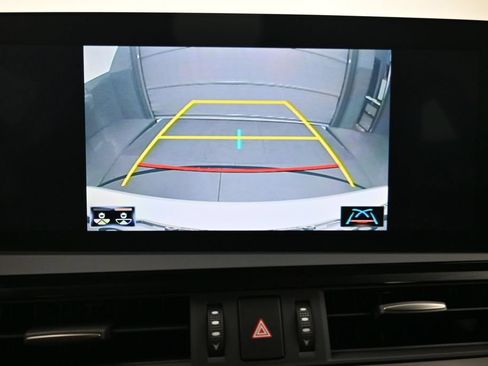 Used 2022 Lexus ES 300h w/ Premium Package FWD image 18