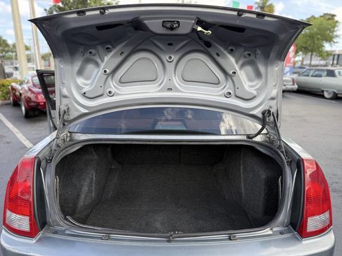 Used 2006 Chrysler 300 Touring image 22