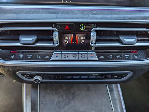 Used 2021 BMW X5 xDrive45e w/ Premium Package image 23