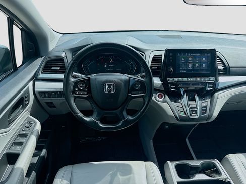 Used 2018 Honda Odyssey EX-L image 18