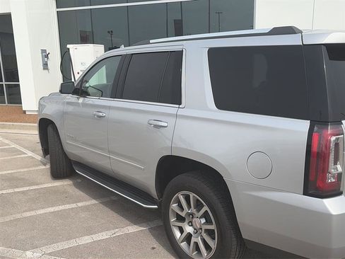Used 2018 GMC Yukon Denali image 12