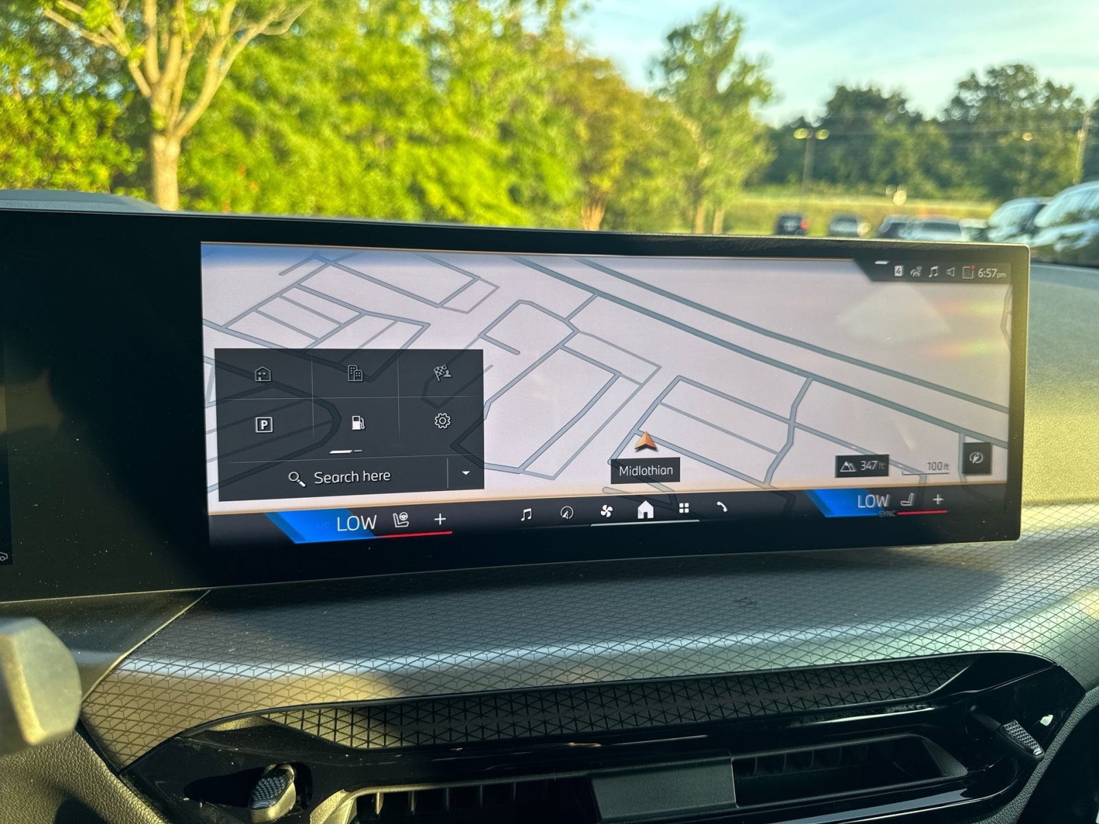 New 2026 BMW 330i xDrive Sedan w/ Premium Package AWD/4WD image 19