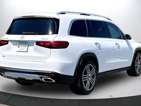 Used 2025 Mercedes-Benz GLS 450 4MATIC image 9