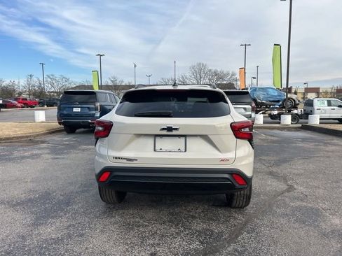 New 2026 Chevrolet Trax RS w/ Driver Confidence Package image 4