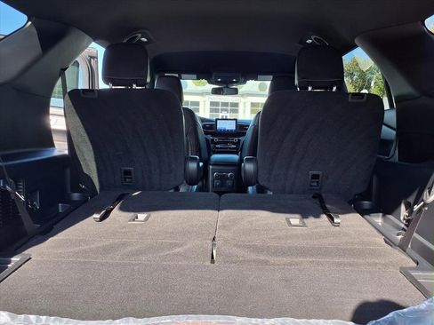 Used 2023 Ford Explorer ST-Line w/ Class IV Trailer Tow Package image 22