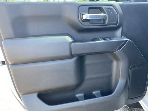 Used 2023 Chevrolet Silverado 2500 Custom w/ Custom Value Package image 15