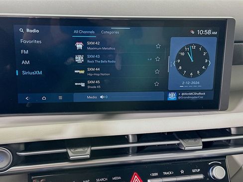 New 2026 Hyundai Tucson SEL image 11