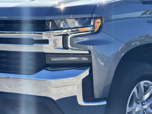 Used 2021 Chevrolet Silverado 1500 LT w/ Max Trailering Package image 6