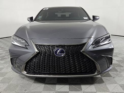 Certified 2022 Lexus ES 300h F Sport image 3