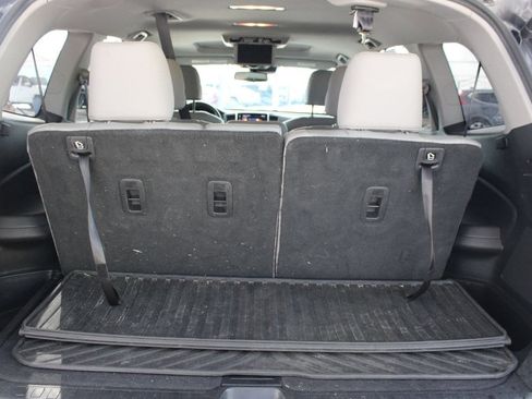 Used 2016 Honda Pilot Touring image 5