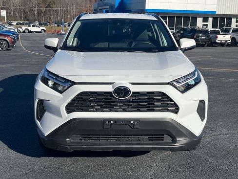 Used 2025 Toyota RAV4 XLE image 6