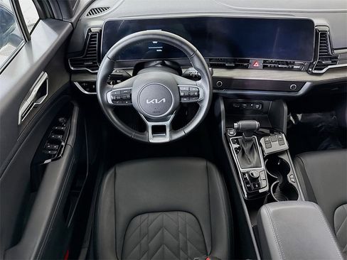 Used 2025 Kia Sportage X-Line w/ Premium Package image 3
