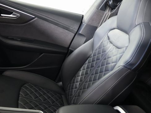 Used 2024 Audi SQ8 Prestige image 36