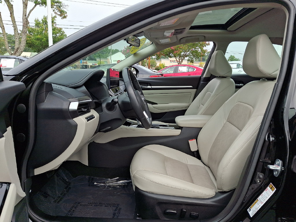 Used 2023 Nissan Altima 2.5 SL AWD/4WD image 13