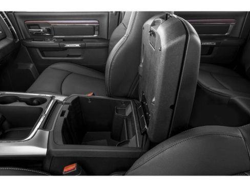 Used 2015 RAM 1500 Laramie w/ Convenience Group image 18