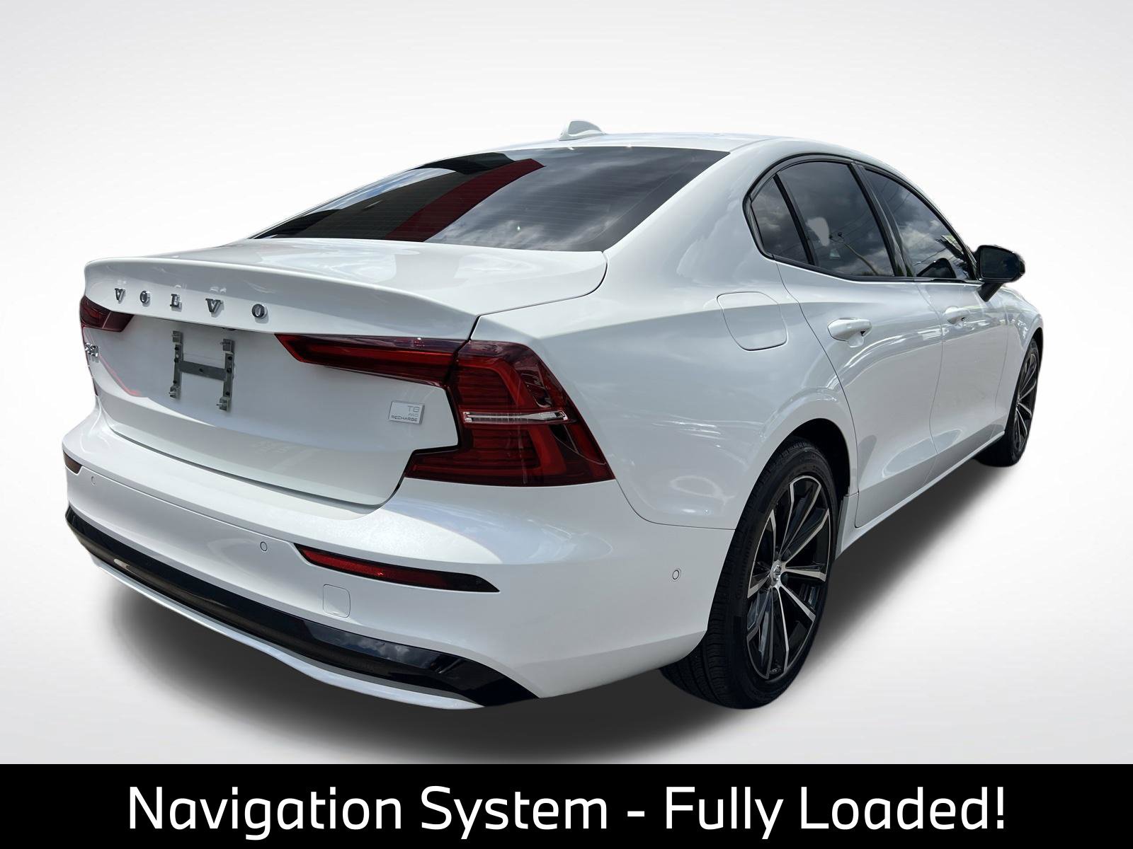 Used 2023 Volvo S60 T8 Plus AWD/4WD image 10