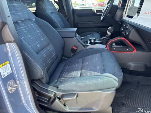New 2025 Ford Bronco Heritage Edition AWD/4WD image 11