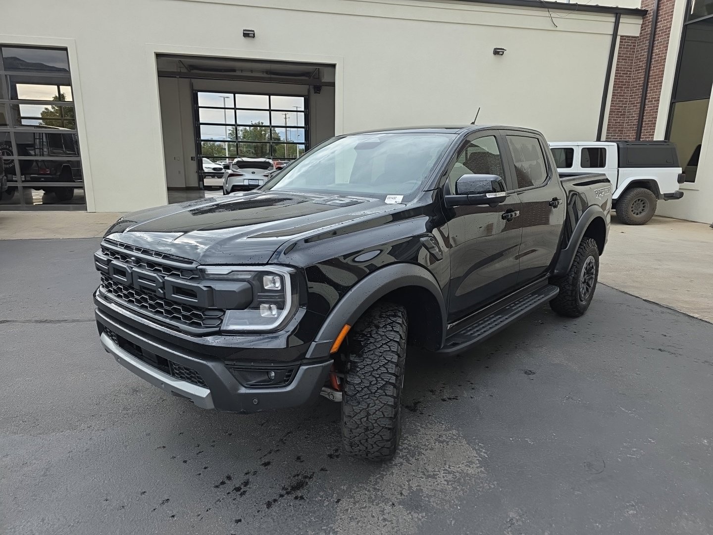 Used 2025 Ford Ranger Raptor AWD/4WD image 3