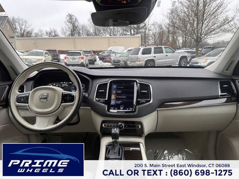 Used 2016 Volvo XC90 T6 Momentum image 21