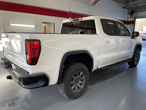 New 2026 GMC Sierra 1500 AT4X image 5