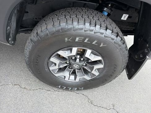 Used 2023 Toyota Tacoma TRD Off-Road image 12