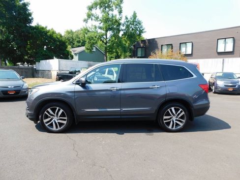 Used 2016 Honda Pilot Touring image 25
