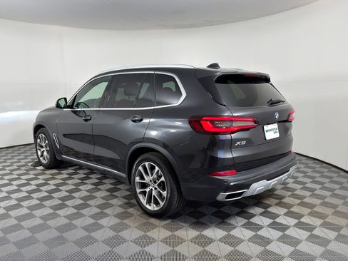 Used 2021 BMW X5 sDrive40i w/ Premium Package 2 image 3