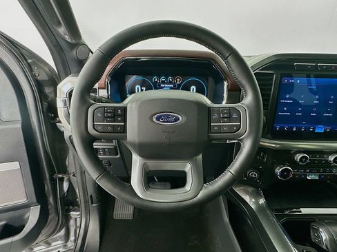 Used 2022 Ford F150 Lariat w/ Equipment Group 502A High AWD/4WD image 11