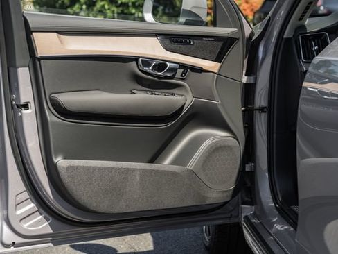 New 2027 Volvo XC90 B6 Plus AWD/4WD image 40