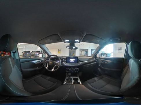 Used 2026 Chevrolet Blazer LT FWD image 42