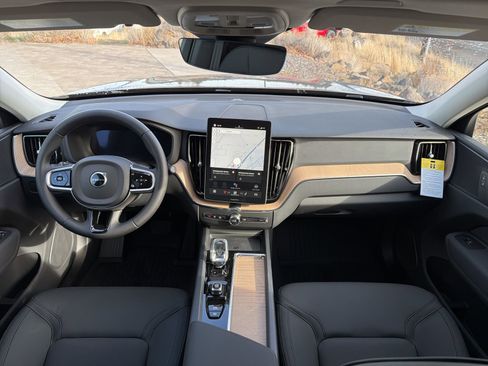 New 2026 Volvo XC60 B5 Plus w/ Protection Package Premier image 8