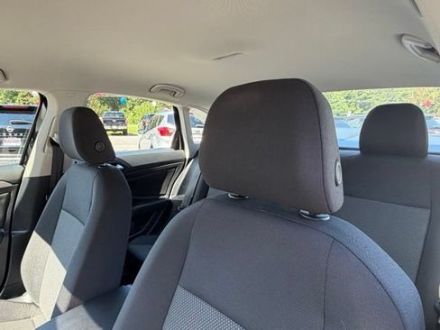 Used 2019 Volkswagen Jetta S FWD image 5