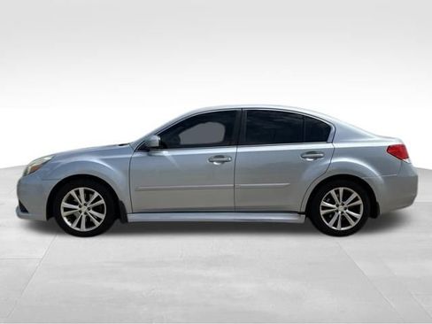 Used 2014 Subaru Legacy 3.6R Limited w/ Moonroof Package AWD/4WD image 6