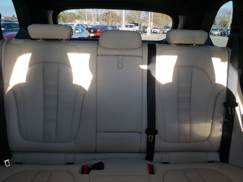 Used 2021 BMW X5 xDrive45e w/ Executive Package image 13