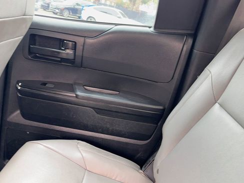 Used 2017 Toyota Tundra SR image 30